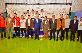 Analig Judo Yarı Finalleri Elazığ’da sürüyor