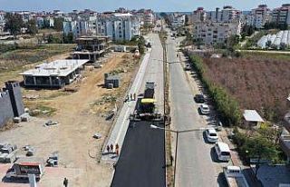 Anamur’da yol yapım çalışmaları sürüyor