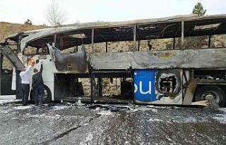 Ankara-İstanbul otobanında otobüs yangını