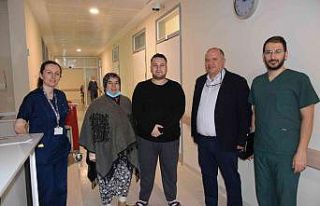 Anne ve oğlu aynı gün obezite ameliyatı oldu