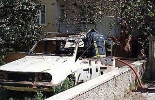 Antalya’da araç yangını