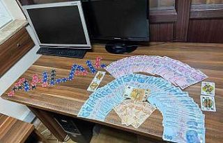 Antalya’da işyerine kumar baskını