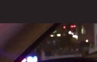 Arabada bebeği olan kadın sürücünün aracına...