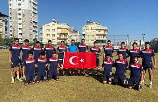 ASAT Spor U18 Futbol Takımı Antalya şampiyonu oldu