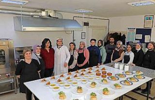 ATASEM’in aşçı adayları mutfakta