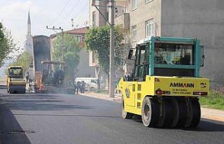 Atatürk Bulvarı’na asfalt serildi