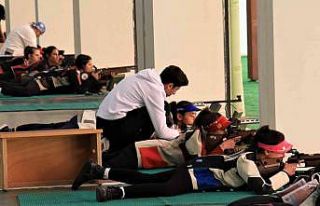 Atıcılıkta Erzincanlı sporcular 2 birincilik,...