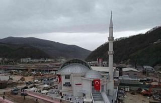 Ayancık Beşiktaş Camisi ibadete açıldı