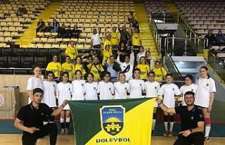 Aydın Özel Başak Koleji Voleybol’da Türkiye...