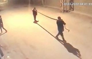 Aynı anda kameraya yakalanan hırsızlar yakalandı
