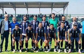 Bağlar Belediyespor şampiyonluk şansını son haftaya...