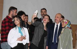 Bakan Bilgin: "Gençler için yeni istihdam programı...