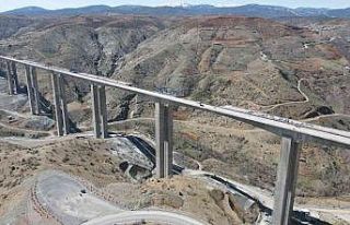 Bakan Karaismailoğlu: “Eğiste Viyadüğü, ülkemizin...