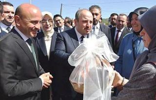 Bakan Varank’tan girişimci Altınovalı kadınlara...