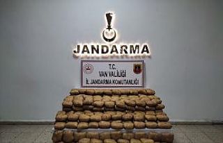 Başkale’de 200 kilo esrar ele geçirildi