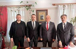 Başkan Alemdar ve Tever Serdivanlılarla buluştu