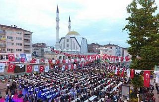 Başkan Aygün, vatandaşları iftara davet etti