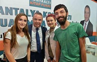 Başkan Böcek’ten ‘Askıda Bilet’ kampanyasına...