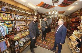 Başkan Büyükkılıç esnaf ziyaretlerine Erciyes’te...