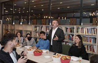 Başkan Ercan, sahura katılmak isteyen genç kızın...