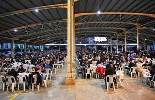 Başkan Esen, iftar sofrasında Konyaaltılılarla...