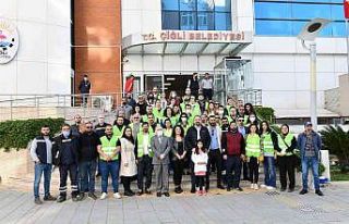 Başkan Gümrükçü, 200 kişilik ekiple temizliğe...