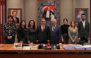 Başkan Işık: "Gençlerimizin yanındayız"