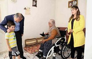 Başkan Kılınç’tan bedensel engelli kadına bayram...