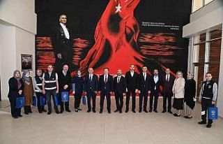 Başkan Orkan belediye personelinin bayramını kutladı