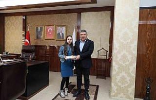 Başkan Şayir, koltuğunu Derin Akarsu’ya devretti