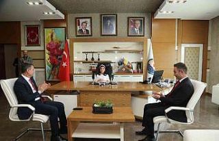 Başkan Şimşek, 23 Nisan’da koltuğunu devretti