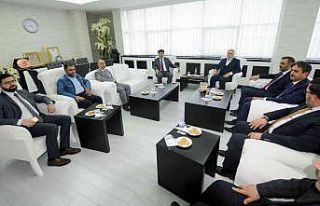 Başkan Yardımcısı İşliyen, Rektör Karacoşkun...