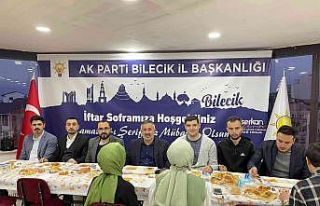 Başkan Yıldırım, üniversiteli öğrencilerle...
