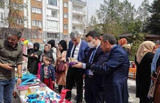 Batman’da anaokul öğrencileri velileri ile oyuncak...