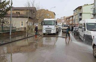 Bayburt’ta çevre temizlik çalışmaları sürüyor