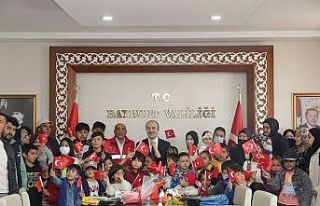 Bayburt’ta göçmen çocukların 23 Nisan sevinci