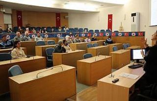 Belediye çalışanlarına aile içi iletişim eğitimi