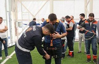 Belediye personeline yüksekte güvenlik eğitimi