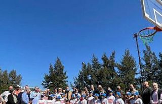 BİDEV, İzmir’de yenilediği sahanın açılışını...