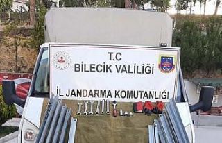 Bilecik’te elektrik direklerine dadanan hırsızlar...