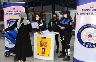 Bingöl’de polis ekipleri vatandaşlara KADES’i...
