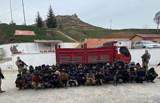 Bitlis’te 110 göçmen yakalandı