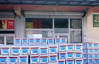 Bulanıklı işadamından 700 koli gıda yardımı