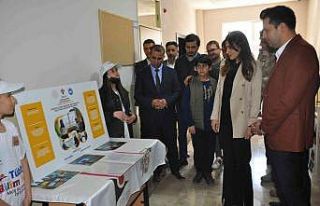 Bulanık’ta TÜBİTAK 4006 Bilim Fuarı açıldı