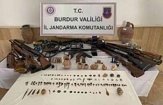 Burdur’da 17 adrese tarihi eser operasyonu