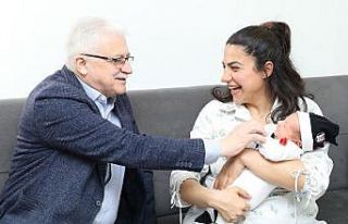 Burhaniye’ de Hoş Geldin Bebek projesi devam ediyor