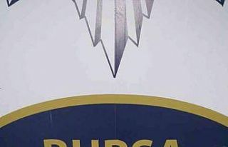 Bursa’da kumar oynanan 2 kıraathaneye suçüstü...