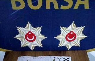 Bursa’da kumarbazlara suçüstü baskın : 10 kişiye...