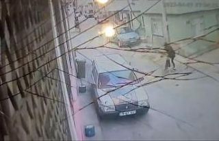 Bursa’da yolda yürüyen genç kız köpeğin saldırısına...
