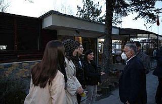 Büyükkılıç, öğrencilerle iftar sofrasında...